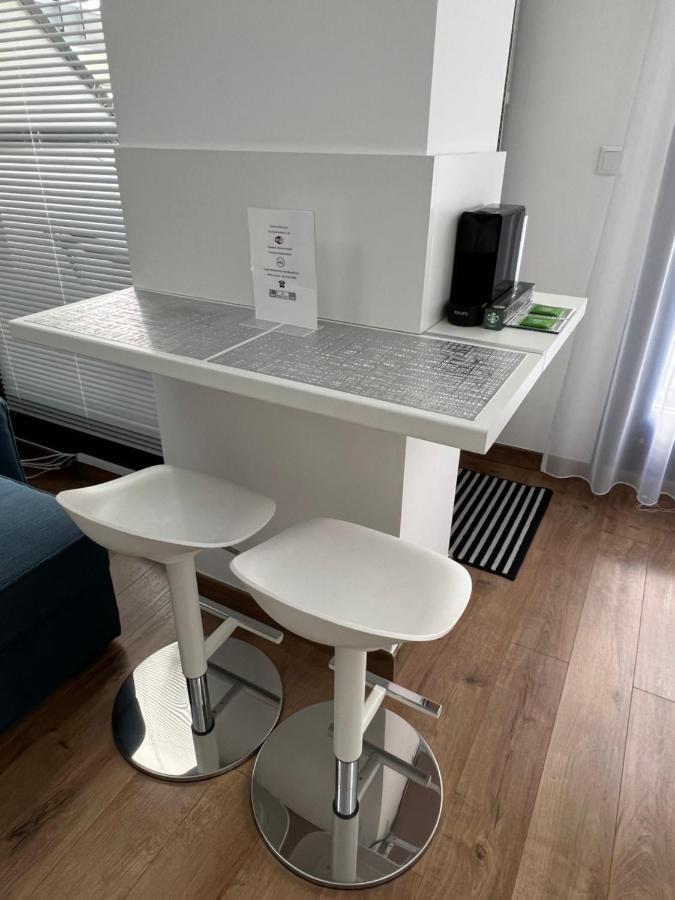 Luxe Central Studio With Pool, Parking & Ac Будапеща Екстериор снимка